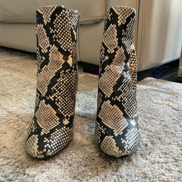 Aldo snakeprint heeled boots - Picture 2 of 4